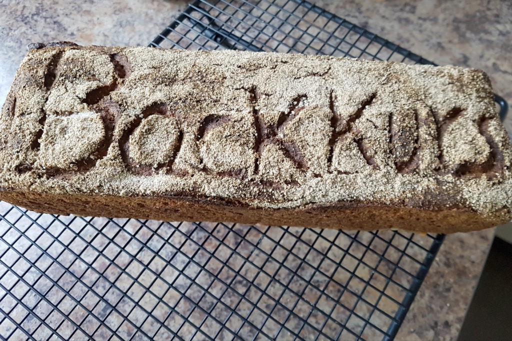 Brot mit der Inschrift "Backkurs"